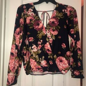 Agaci floral top